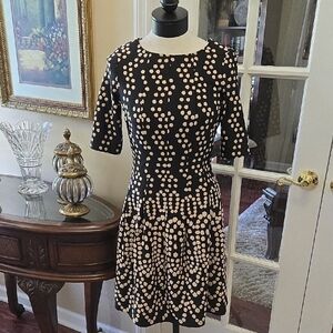 Gabby Skye Black Cream Dot Short Sleeve Dress Fitted Exposed Zip Stretch 6 EUC
